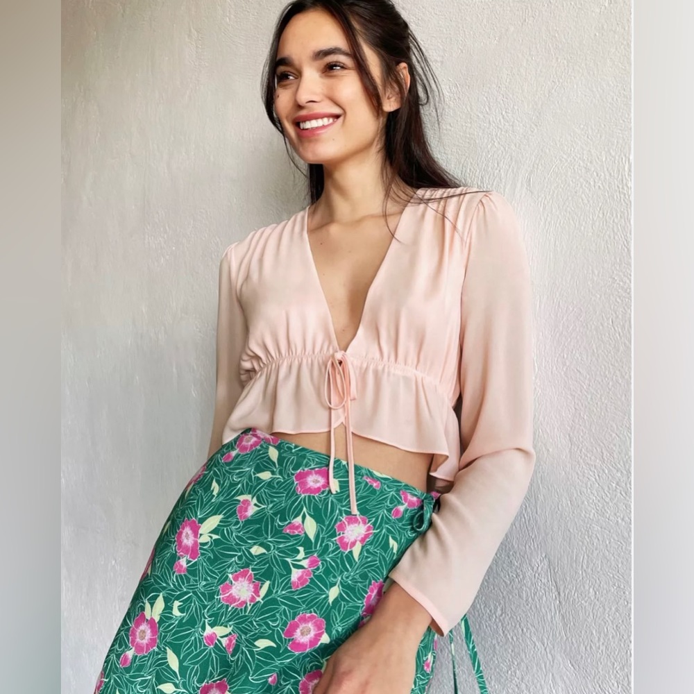 Aritzia Tie Front Top